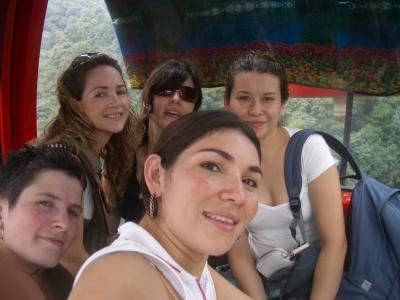 Teleferic cam&iacute; al temple de Hangzhou... Les 5 atrevides!!